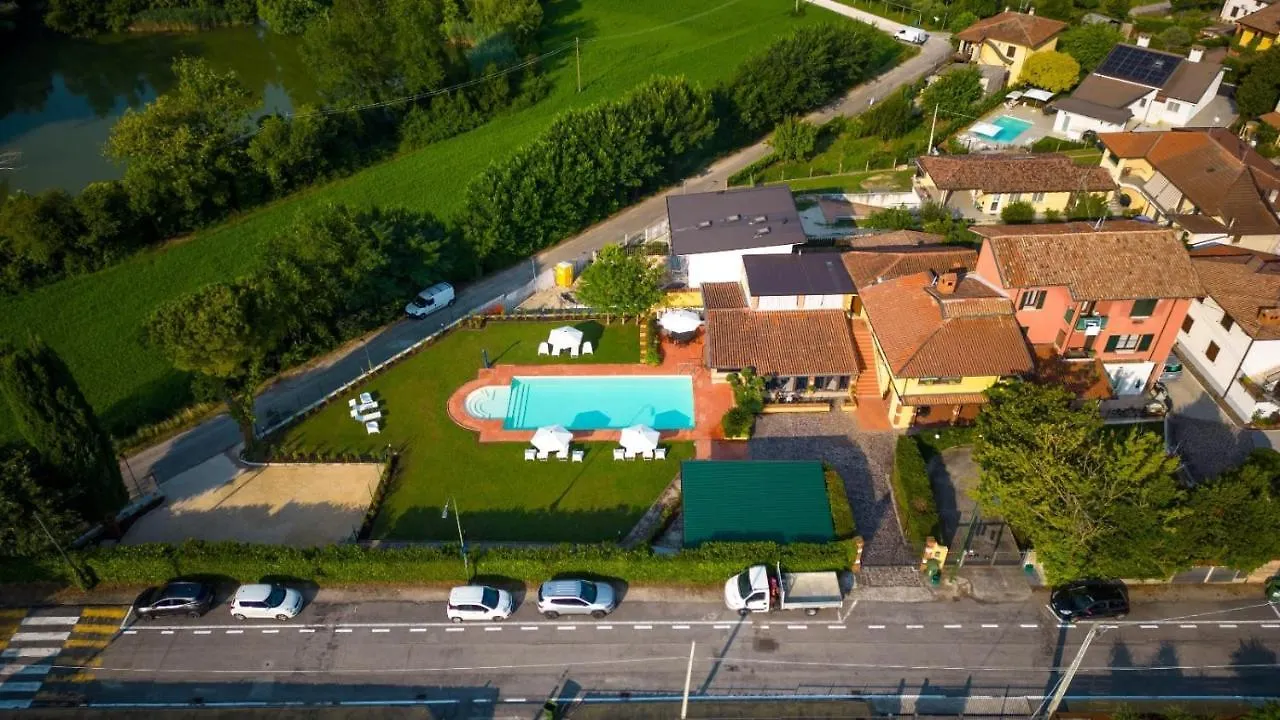 Sweet Dreams Apartment Peschiera del Garda Italy