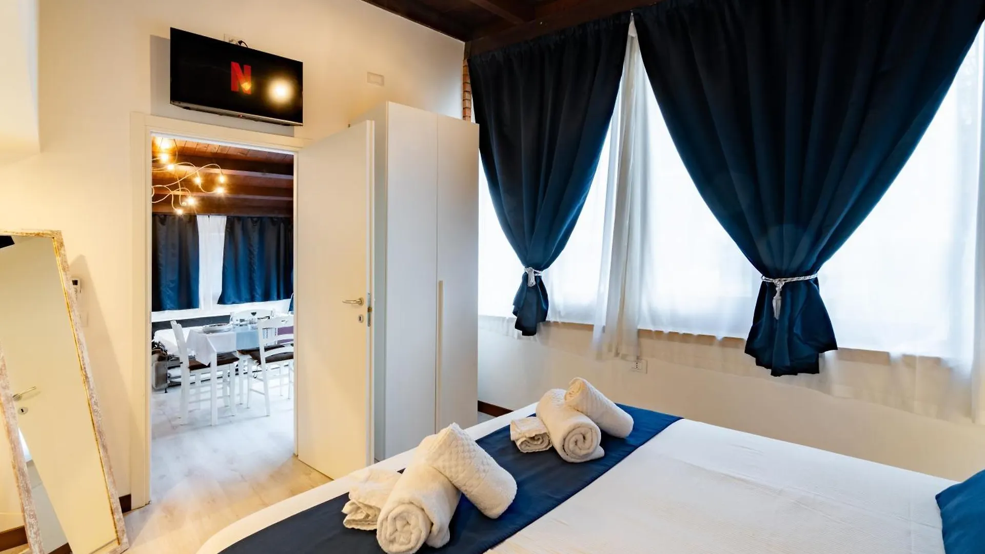 Sweet Dreams Apartment Peschiera del Garda Italy