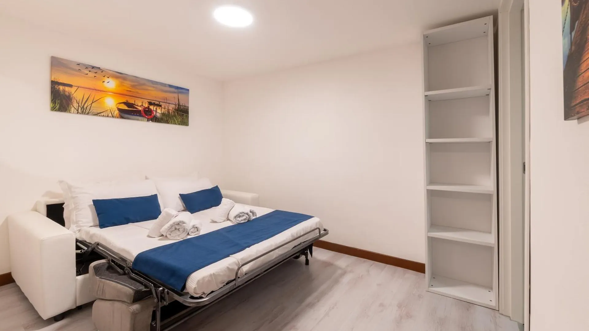 Sweet Dreams Apartment Peschiera del Garda Italy