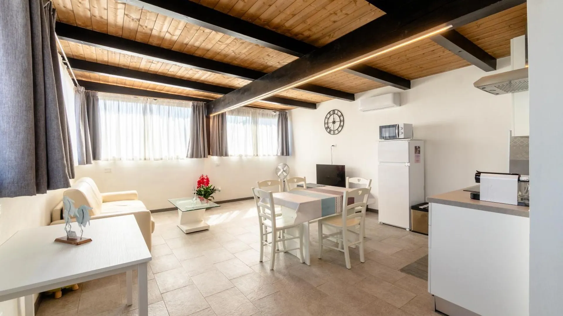 Sweet Dreams Apartment Peschiera del Garda Italy